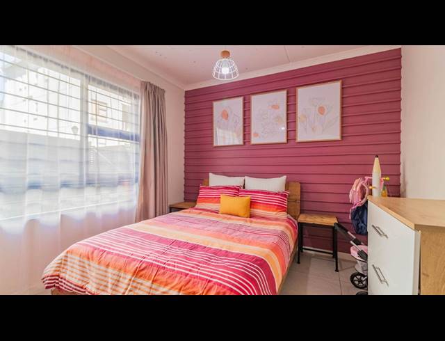 3 BEDROOM APARTMENT FOR SALE IN LONGLAKE